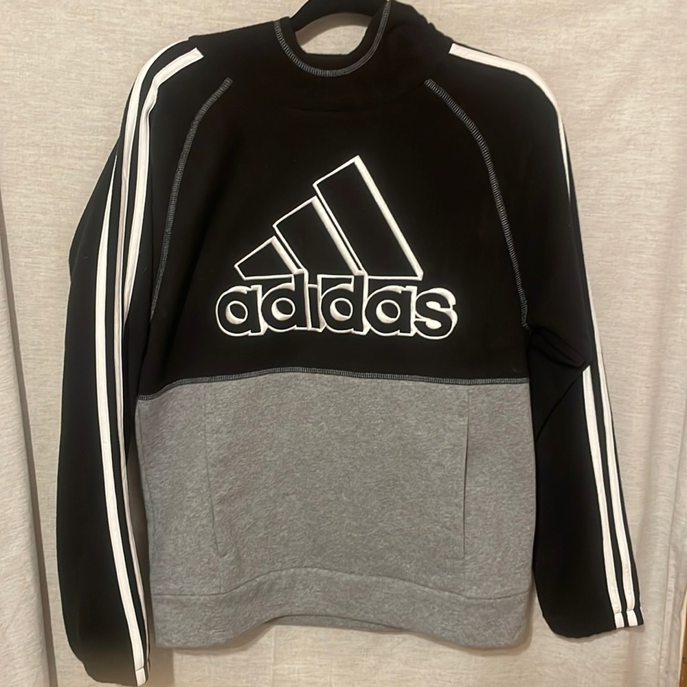 Adidas boys extra large 18/20